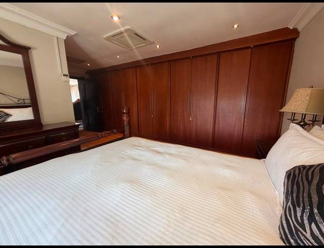 4 BEDROOM COMPLEX FOR SALE IN ERASMIA